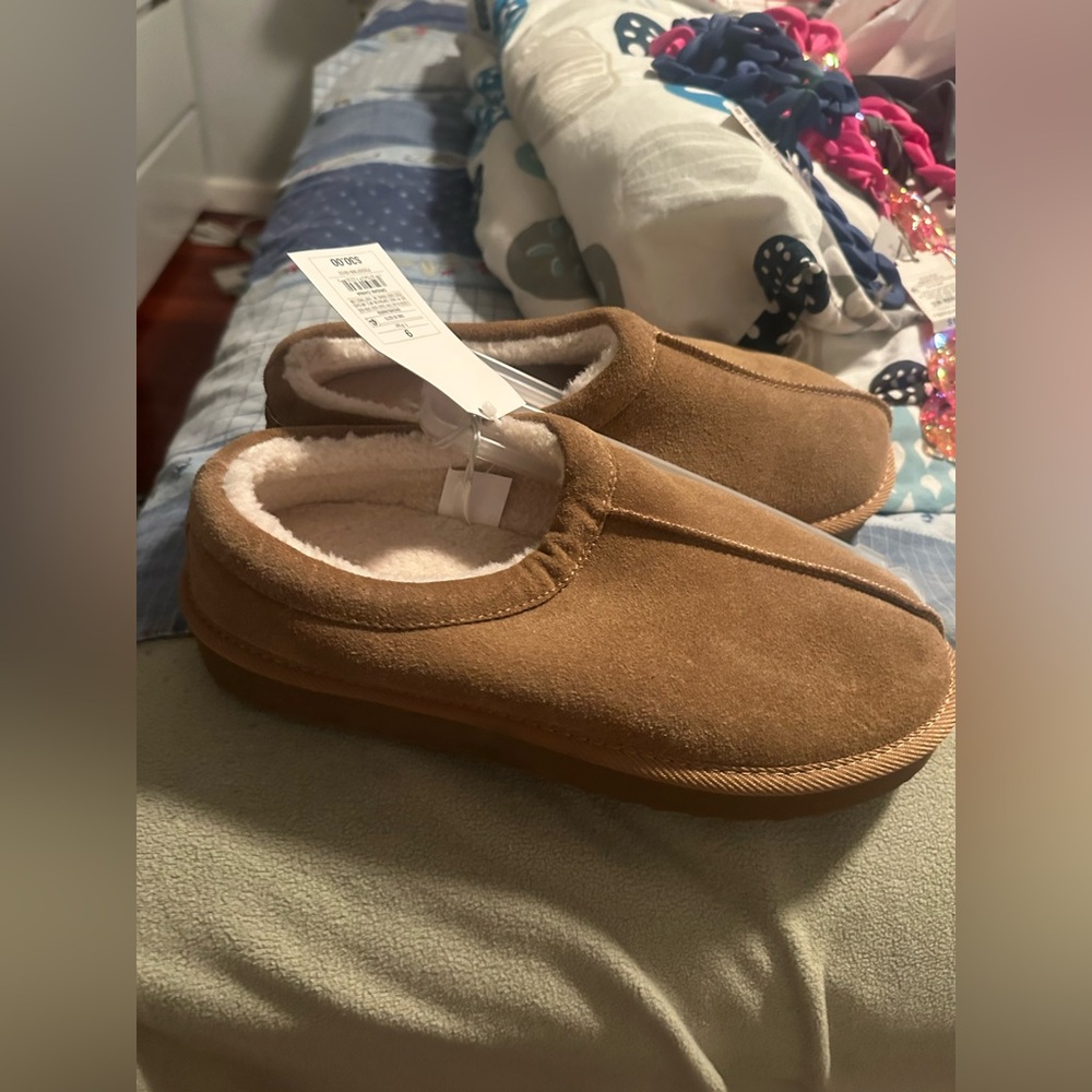 Stars Above Target Revolve Suede Tan Fleece Lined Moccasins Shoes  - New Women 9 - Picture 5 of 6
